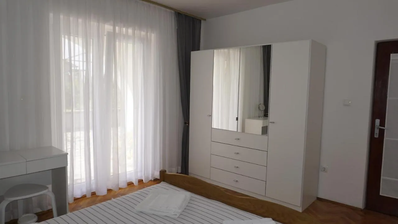 Apartment Zuza Krk Krk Town 0*,  Croazia